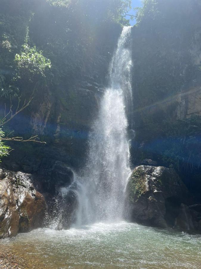 Отель Spanglish Colombia Херико Экстерьер фото