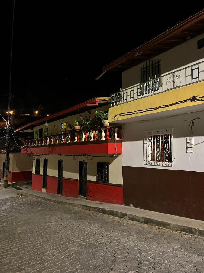 Отель Spanglish Colombia Херико Экстерьер фото