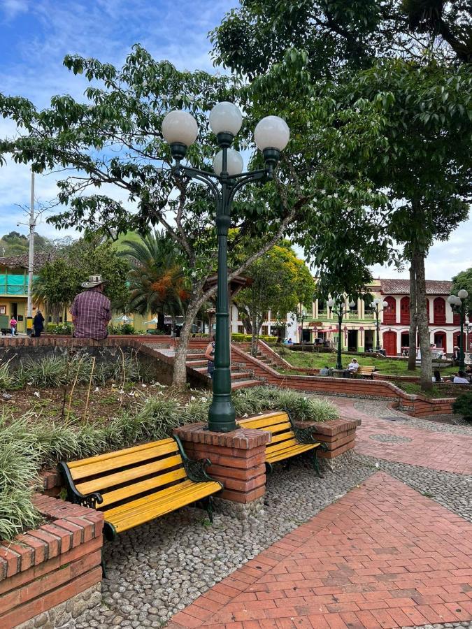 Отель Spanglish Colombia Херико Экстерьер фото